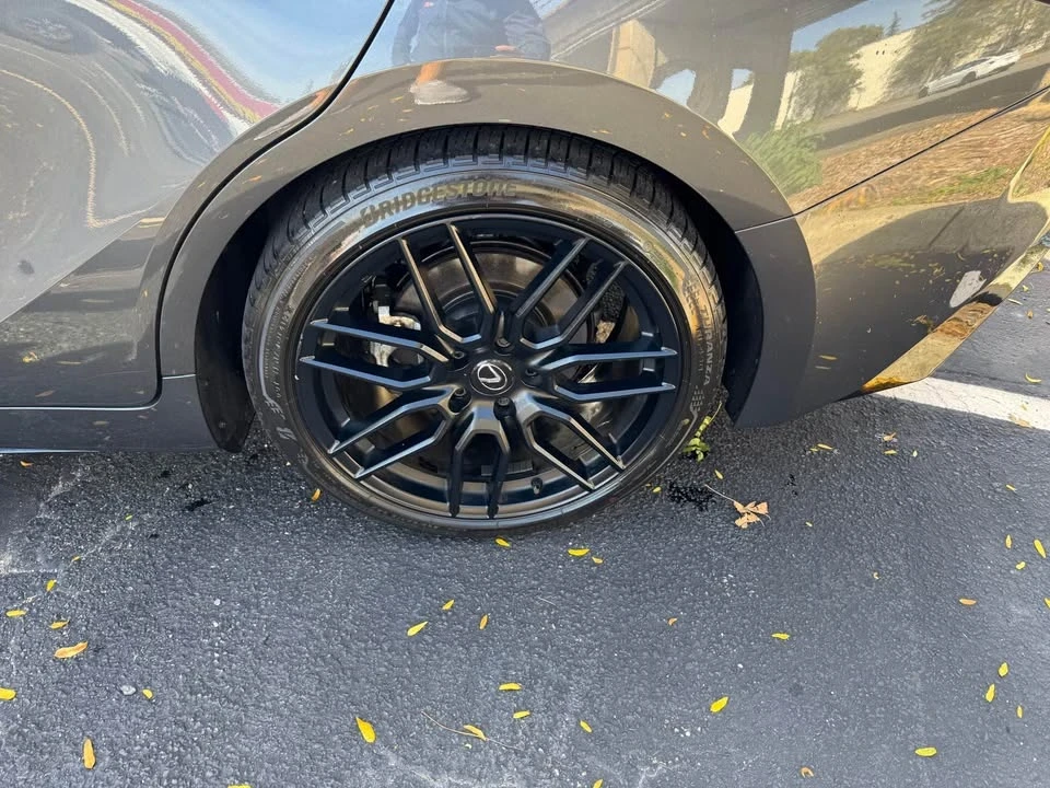 2023 Lexus IS 3rd Gen - Image 9 of 14