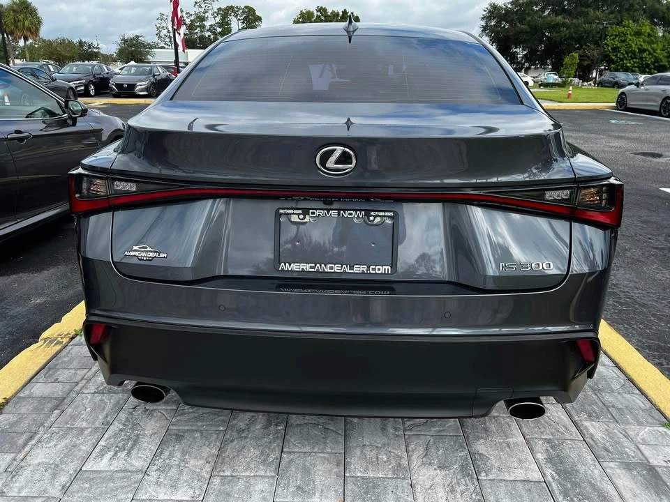 2023 Lexus IS 3rd Gen - Image 9 of 10