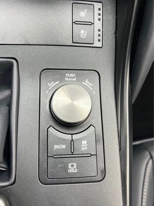 2023 Lexus IS 3rd Gen - Image 12 of 20
