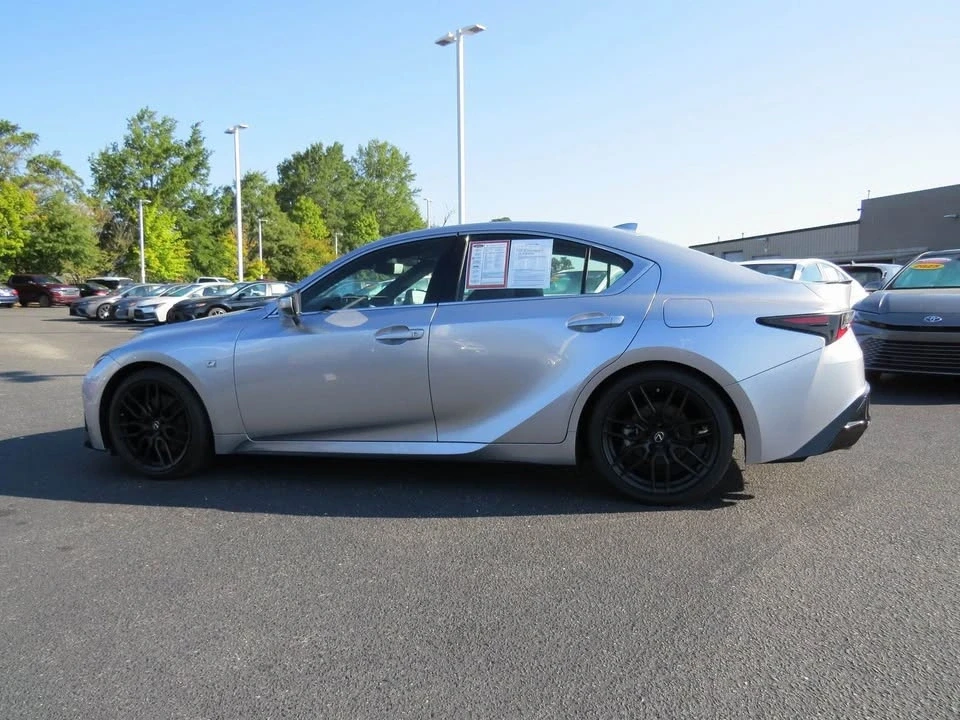 2023 Lexus IS 3rd Gen - Image 4 of 18