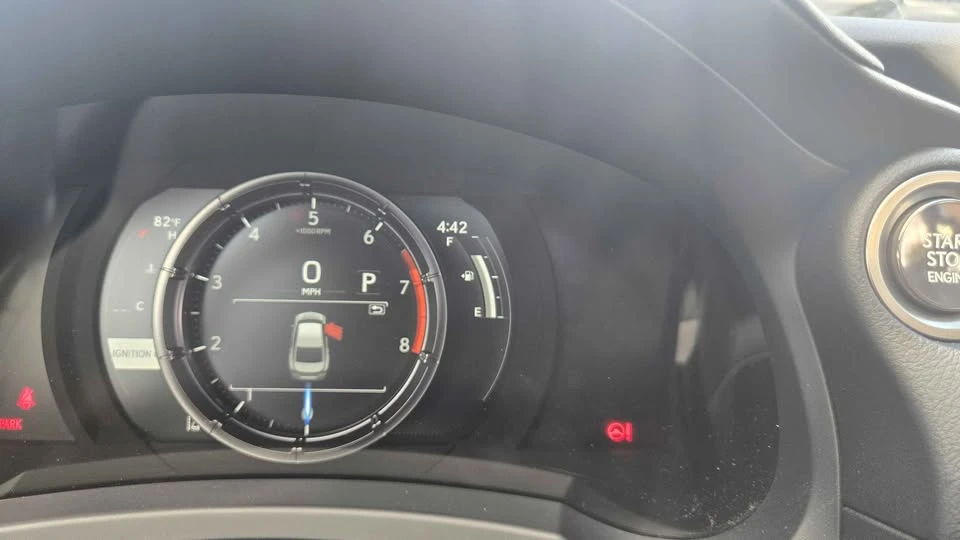 2023 Lexus IS 3rd Gen - Image 16 of 18