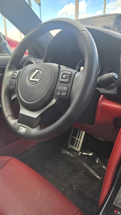 2023 Lexus IS 3rd Gen - Image 12 of 18