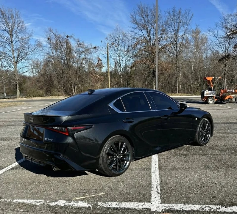 2023 Lexus IS 3rd Gen - Image 4 of 15