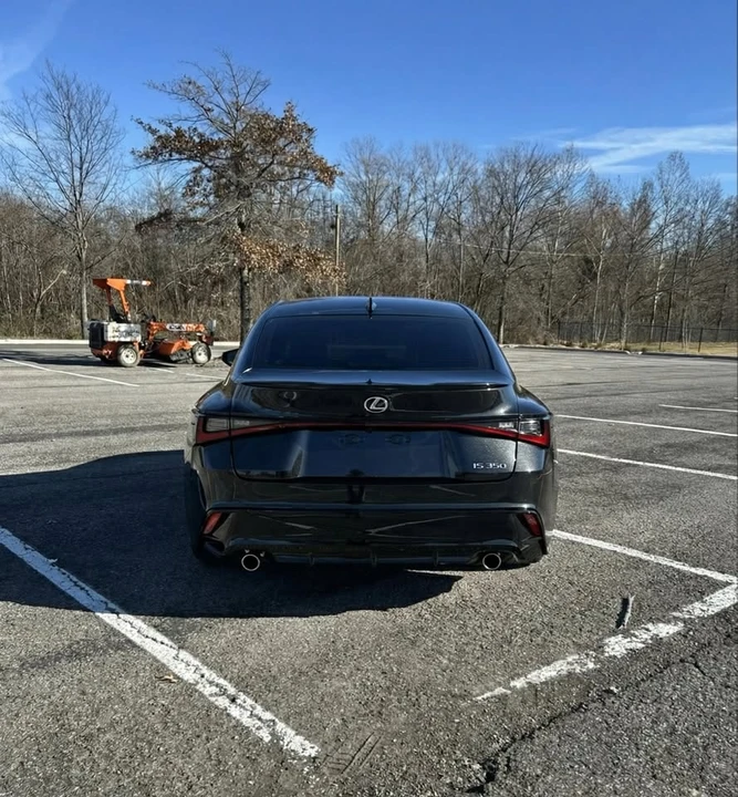 2023 Lexus IS 3rd Gen - Image 5 of 15