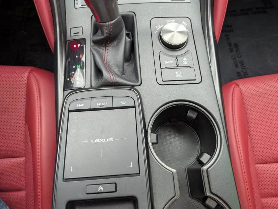 2023 Lexus IS 3rd Gen - Image 9 of 13