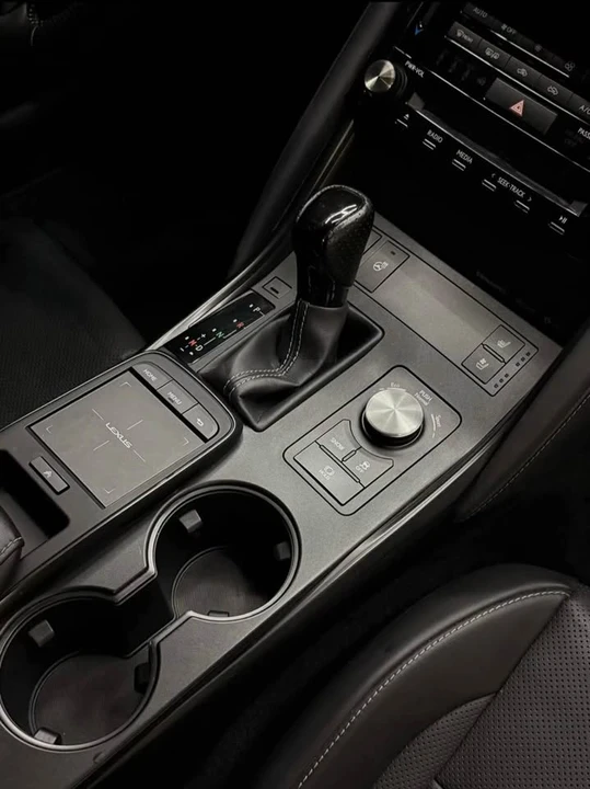 2023 Lexus IS 3rd Gen - Image 9 of 9