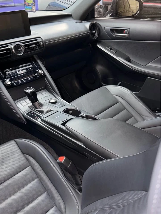 2023 Lexus IS 3rd Gen - Image 8 of 9