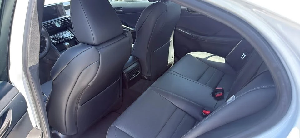 2023 Lexus IS 3rd Gen - Image 7 of 9