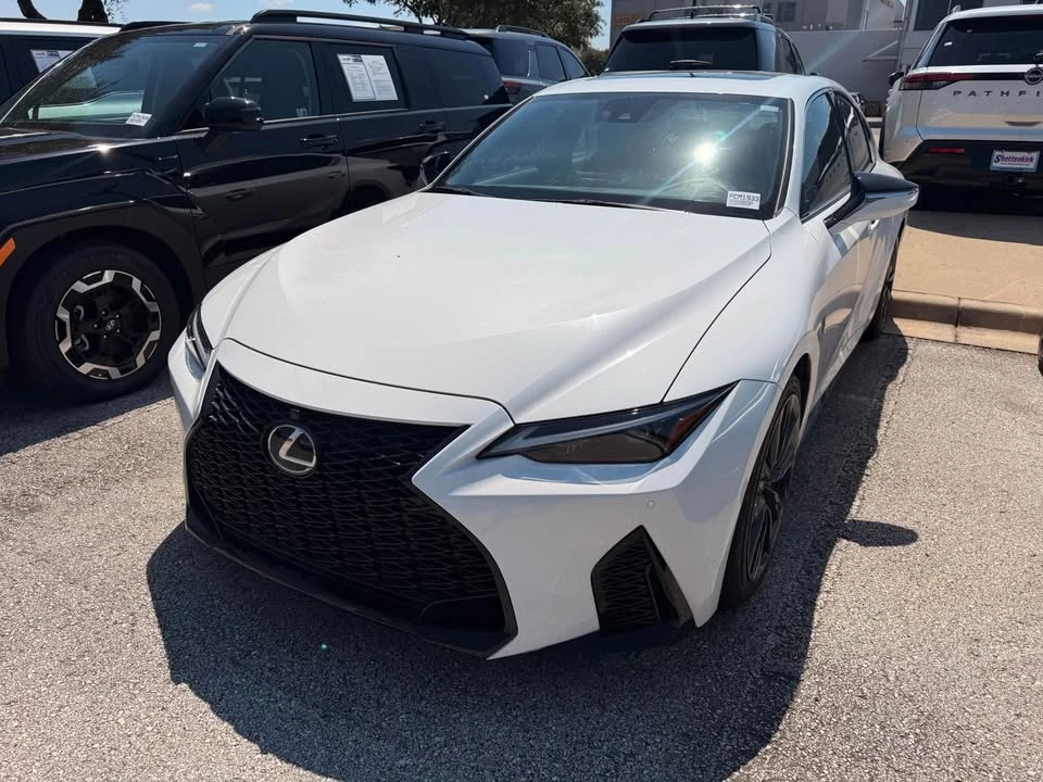 2023 Lexus IS 3rd Gen - Image 2 of 9