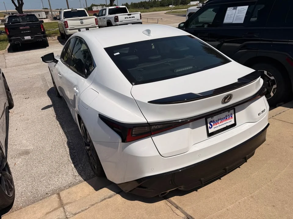 2023 Lexus IS 3rd Gen - Image 4 of 9