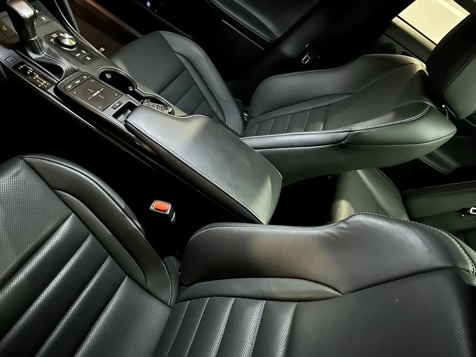 2023 Lexus IS 3rd Gen - Image 11 of 15