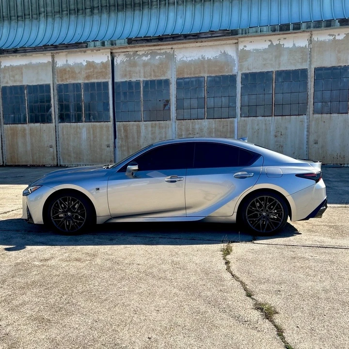 2023 Lexus IS 3rd Gen - Image 5 of 15
