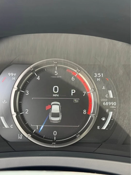 2023 Lexus IS 3rd Gen - Image 4 of 11