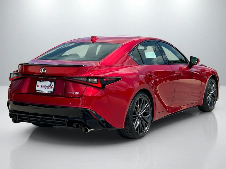 2023 Lexus IS 3rd Gen - Image 5 of 31