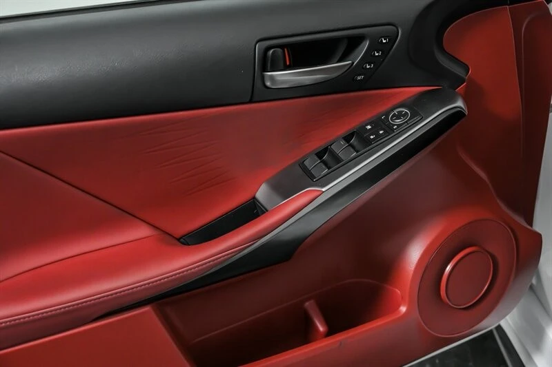 2023 Lexus IS 3rd Gen - Image 15 of 21