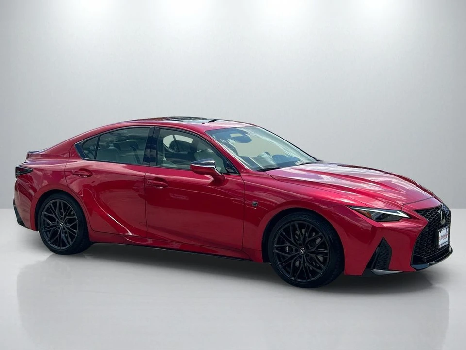 2023 Lexus IS 3rd Gen - Image 4 of 31