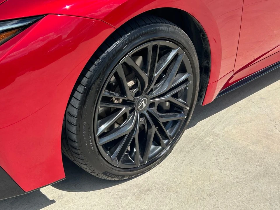 2023 Lexus IS 3rd Gen - Image 9 of 31