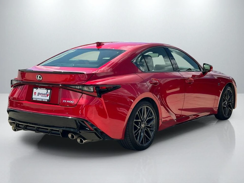 2023 Lexus IS 3rd Gen - Image 5 of 31