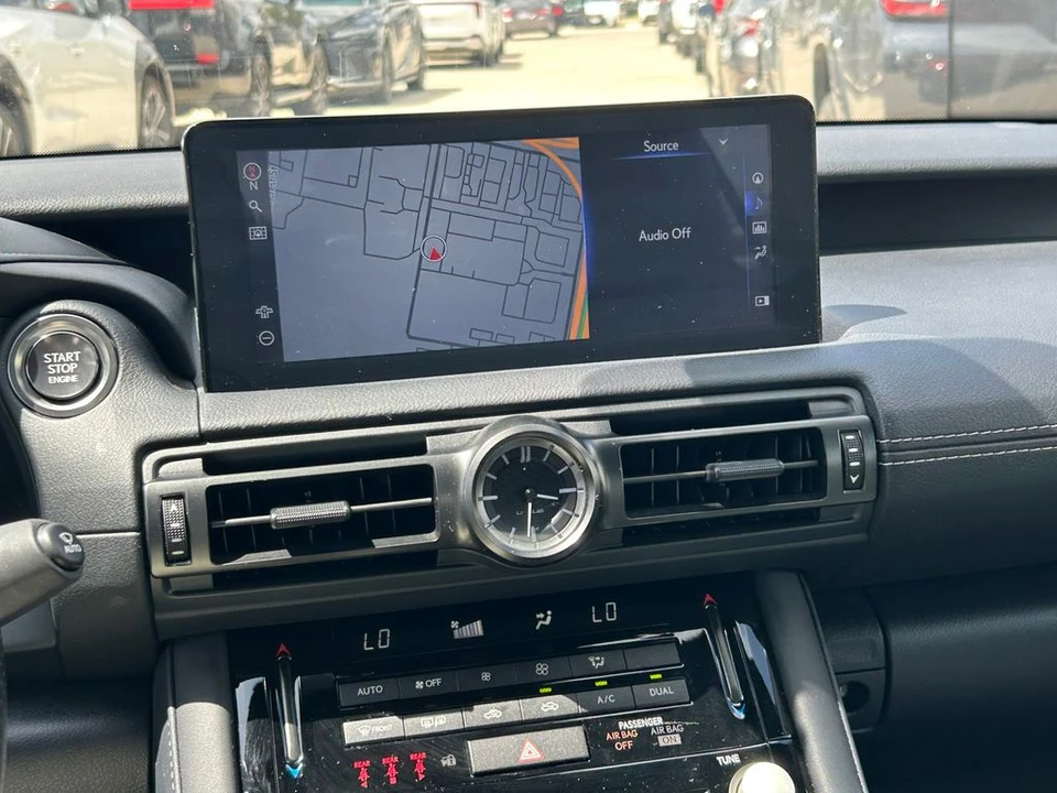 2023 Lexus IS 3rd Gen - Image 20 of 31