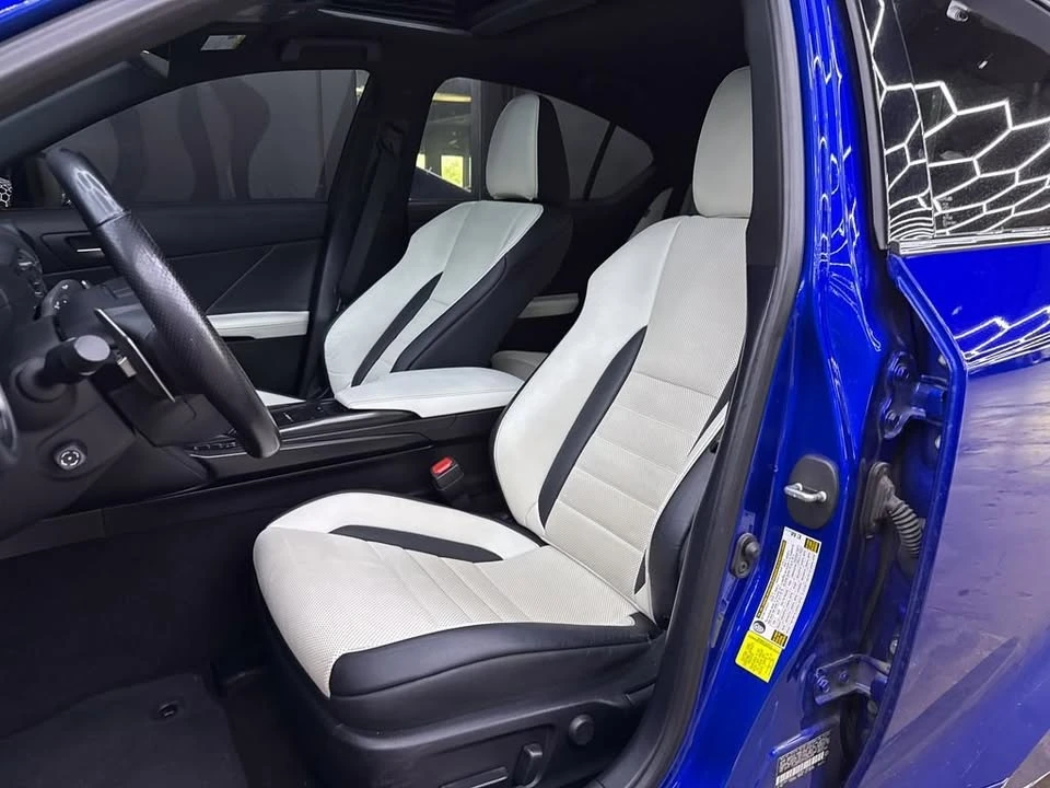 2023 Lexus IS 3rd Gen - Image 14 of 20
