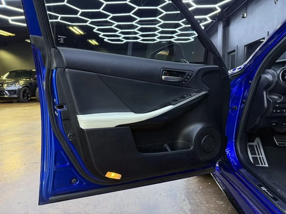 2023 Lexus IS 3rd Gen - Image 12 of 20