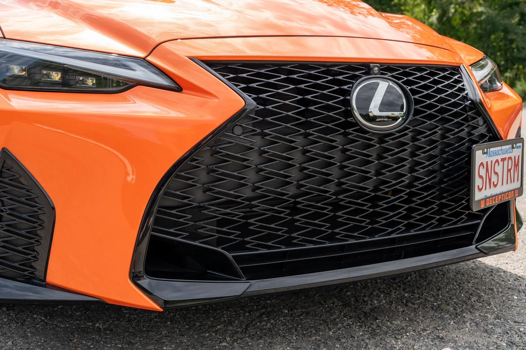 2023 Lexus IS 3rd Gen - Image 12 of 31