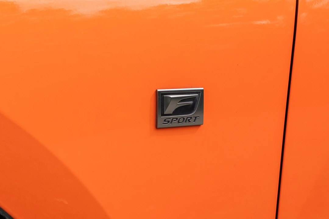 2023 Lexus IS 3rd Gen - Image 18 of 31