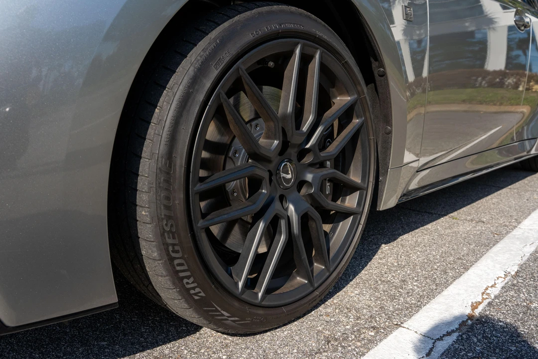 2023 Lexus IS 3rd Gen - Image 16 of 31
