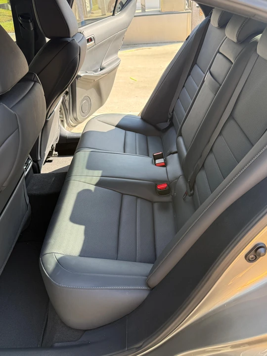 2023 Lexus IS 3rd Gen - Image 29 of 31