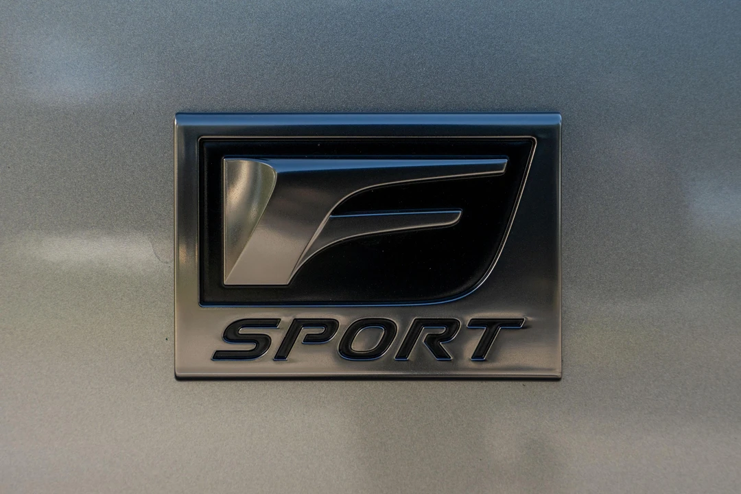2023 Lexus IS 3rd Gen - Image 14 of 31