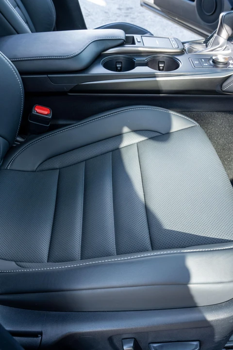 2023 Lexus IS 3rd Gen - Image 28 of 31
