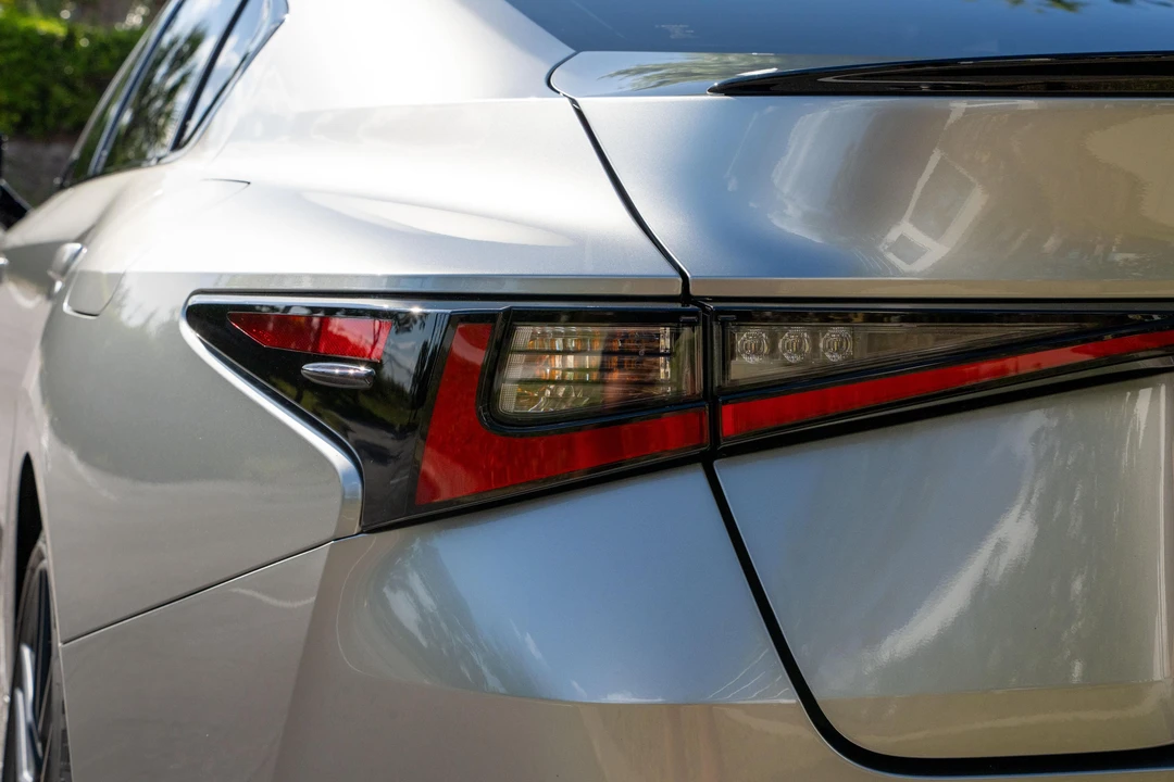 2023 Lexus IS 3rd Gen - Image 12 of 31