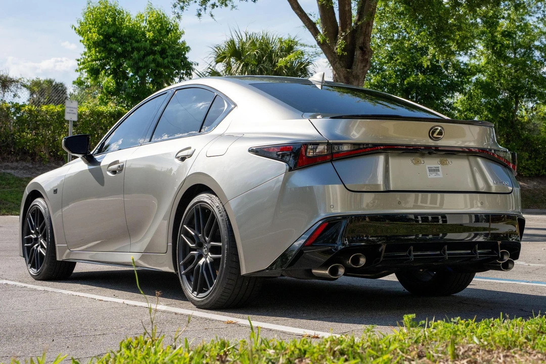 2023 Lexus IS 3rd Gen - Image 4 of 31