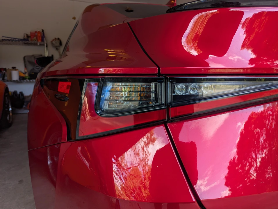 2023 Lexus IS 3rd Gen - Image 23 of 31
