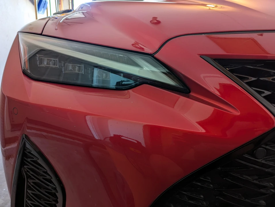 2023 Lexus IS 3rd Gen - Image 16 of 31