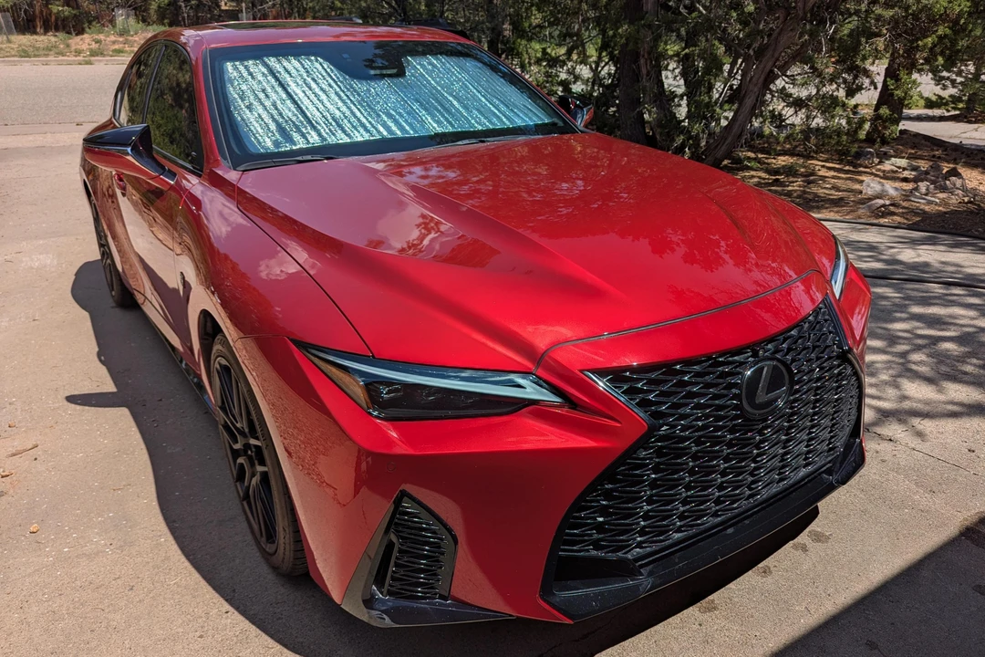 2023 Lexus IS 3rd Gen - Image 14 of 31