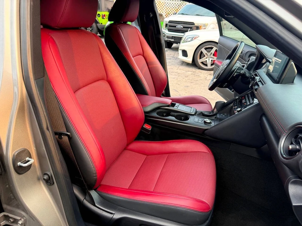 2023 Lexus IS 3rd Gen - Image 30 of 31