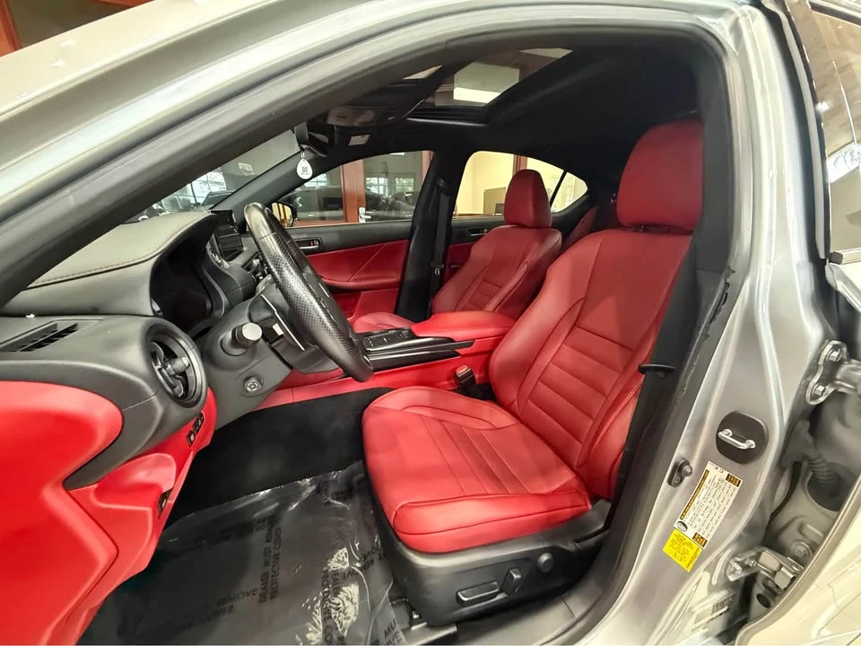 2023 Lexus IS 3rd Gen - Image 13 of 18