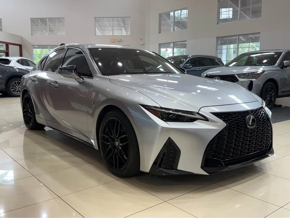 2023 Lexus IS 3rd Gen - Image 3 of 18
