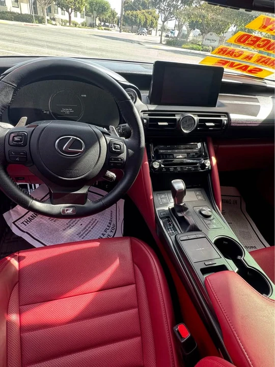 2023 Lexus IS 3rd Gen - Image 9 of 16