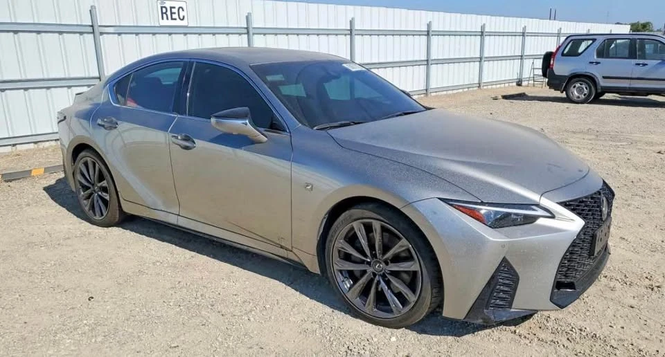 2023 Lexus IS 3rd Gen - Image 3 of 4