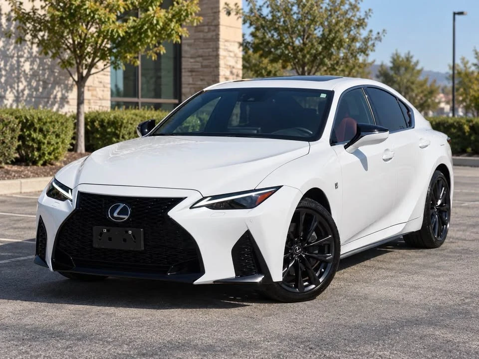 2023 Lexus IS 3rd Gen - Image 6 of 6