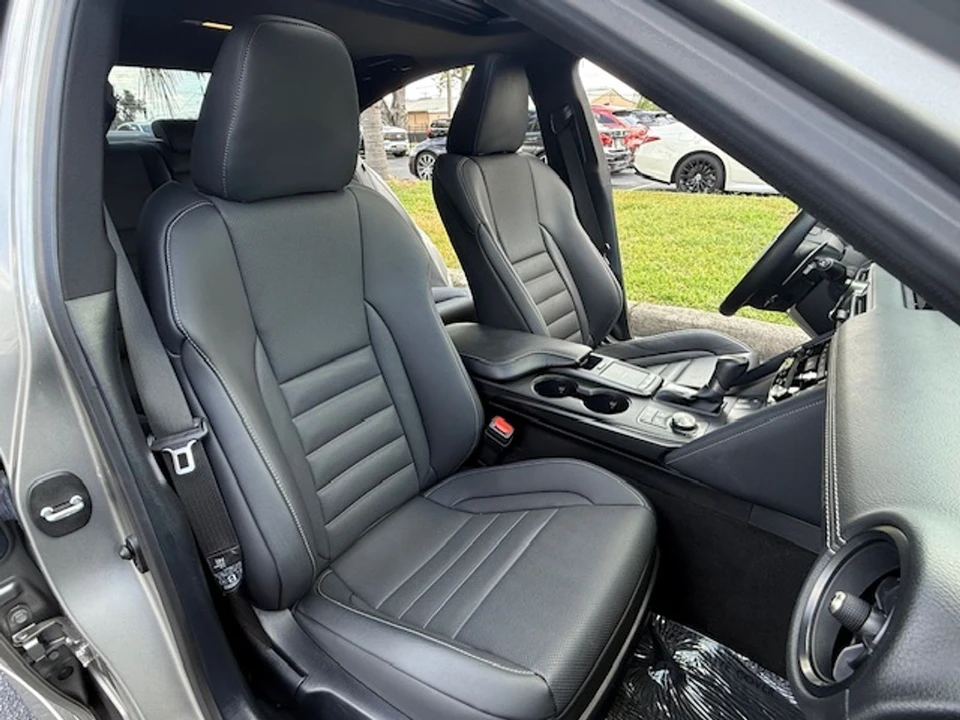 2023 Lexus IS 3rd Gen - Image 2 of 12