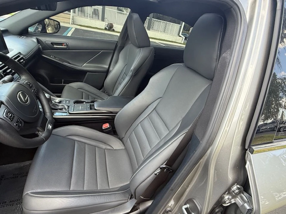 2023 Lexus IS 3rd Gen - Image 8 of 12