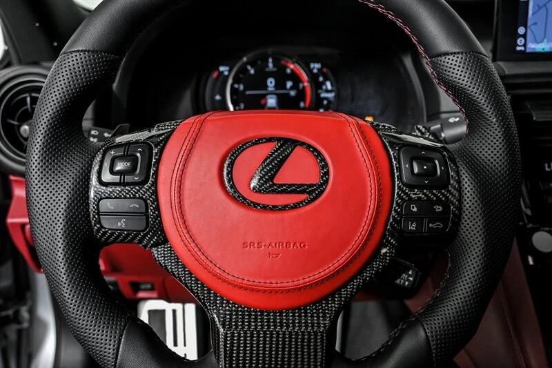 2023 Lexus IS 3rd Gen - Image 23 of 31