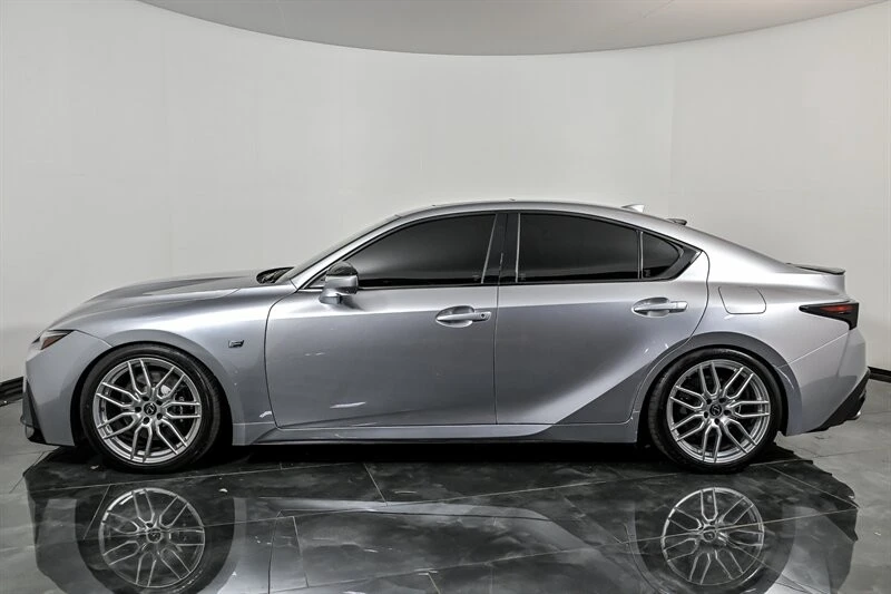 2023 Lexus IS 3rd Gen - Image 6 of 31