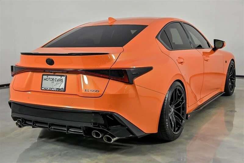 2023 Lexus IS 3rd Gen - Image 10 of 31