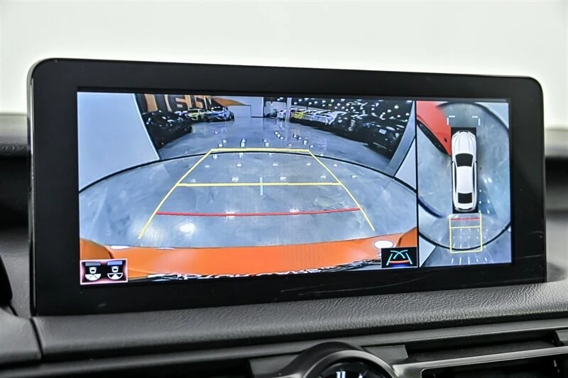 2023 Lexus IS 3rd Gen - Image 29 of 31