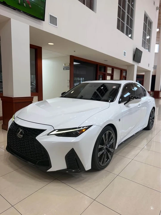 2023 Lexus IS 3rd Gen - Image 3 of 9