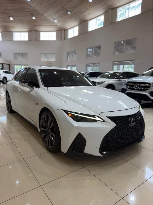 2023 Lexus IS 3rd Gen - Image 2 of 9